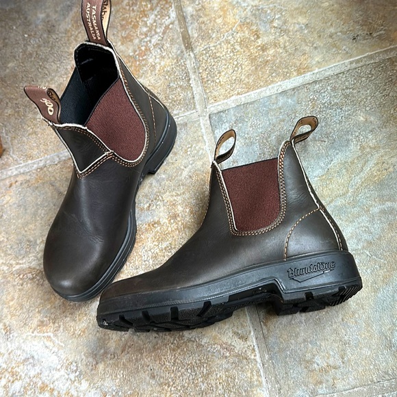 Blundstone Shoes - Blundstone boots never worn!